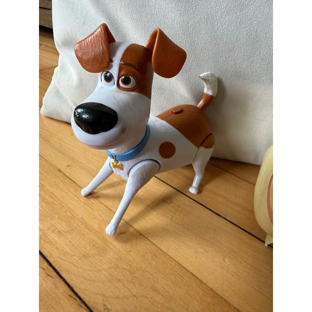 The Secret Life of Pets Max & Mel toys